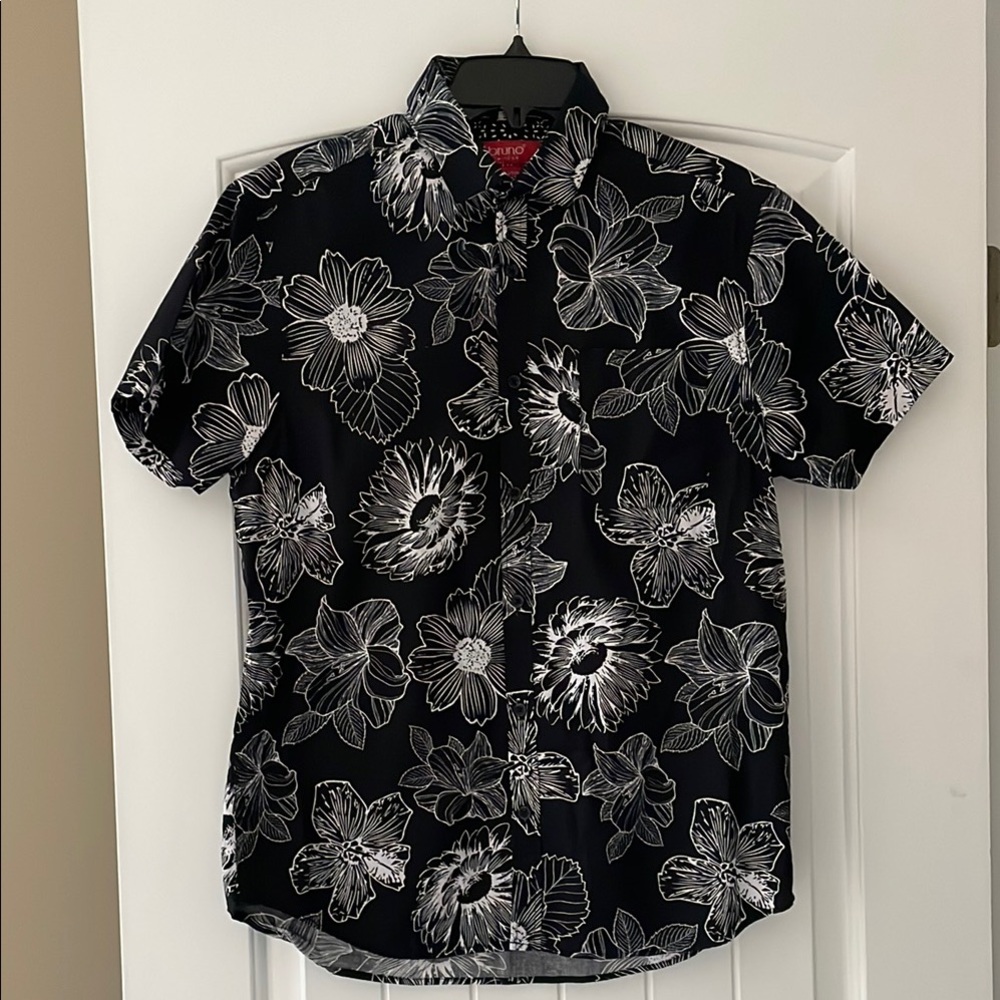 Black Floral Men's Short Sleeve Shirt